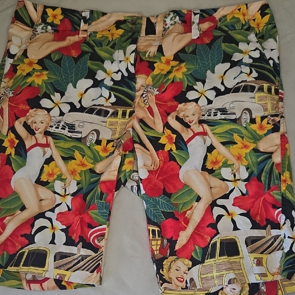 Loudmouth Retro Floral Women Shorts